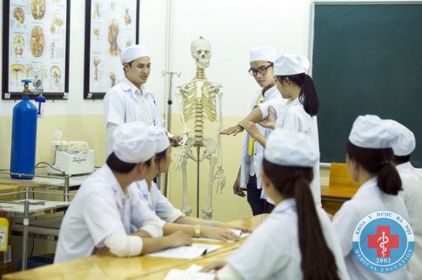 Khoa y Dược Hà Nội đào tạo chú trong thực hành
