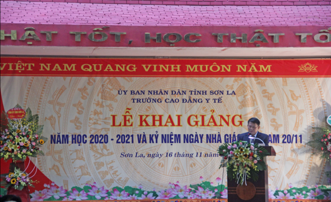Lễ khai giảng và kỉ niệm ngày nhà giáo Việt Nam 20-11